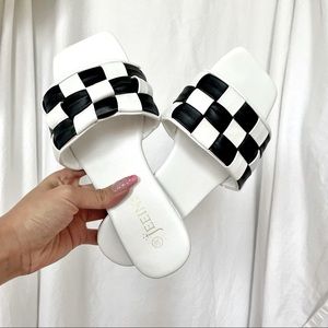 Checkerboard square toe slide sandals